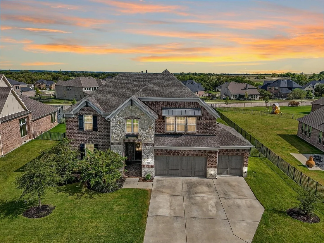 Photo of 1420 Wolf Ridge Run