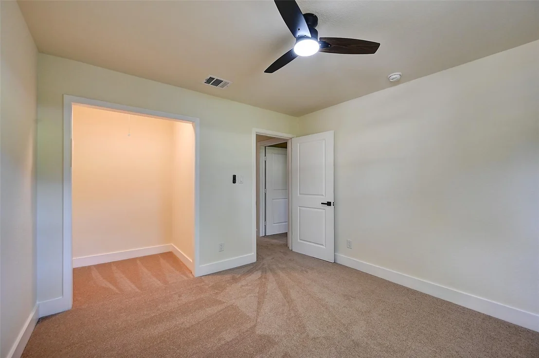 Photo of 3900 Pelham Road