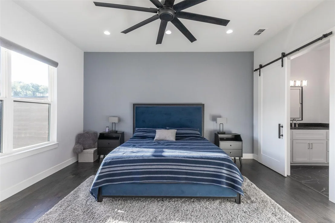 Photo of 8250 Drovers Lane