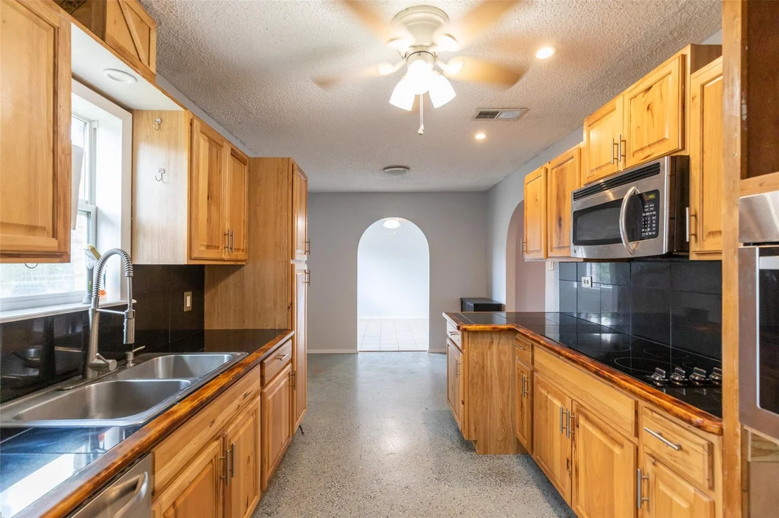Photo of 1714 Locksley Court