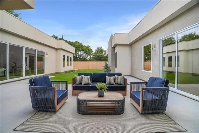 Photo of 3239 Whitehall Drive