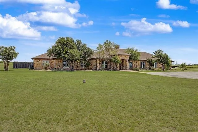 Photo of 6815 Hardwick Road