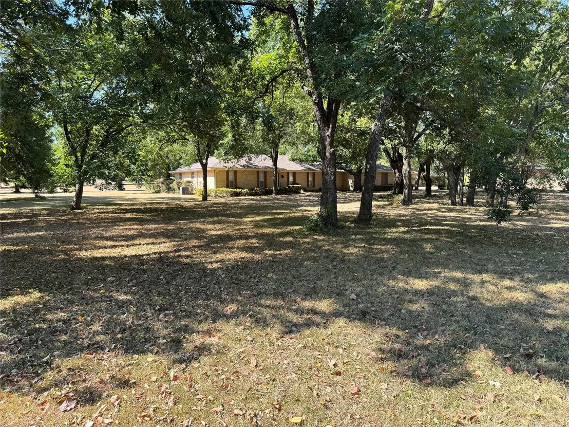 Photo of 8260 Tudor Lane