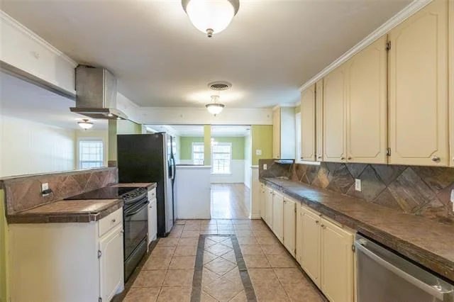 Photo of 757 Davis Drive