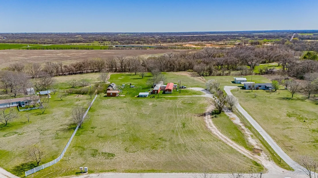 Photo of 528 Stonegate Drive