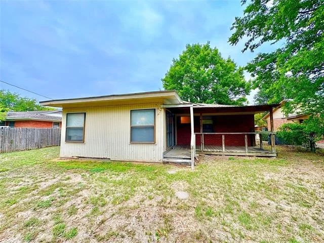 Photo of 1008 Sierra Drive