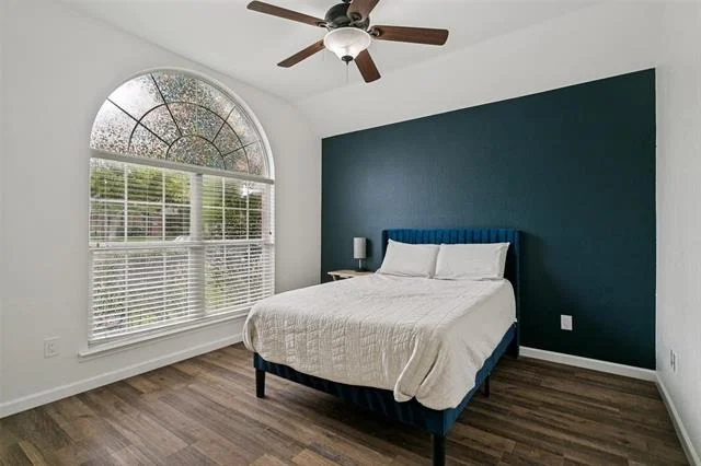 Photo of 724 Bluebonnet Drive
