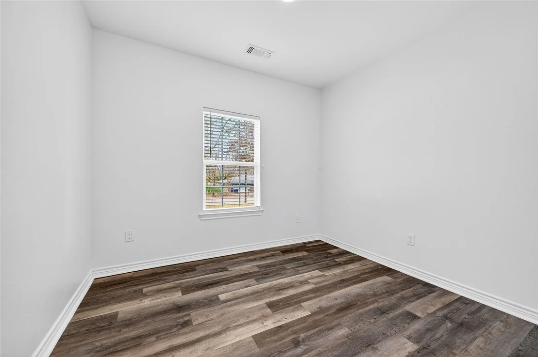 Photo of 1809 Bluebonnet Avenue