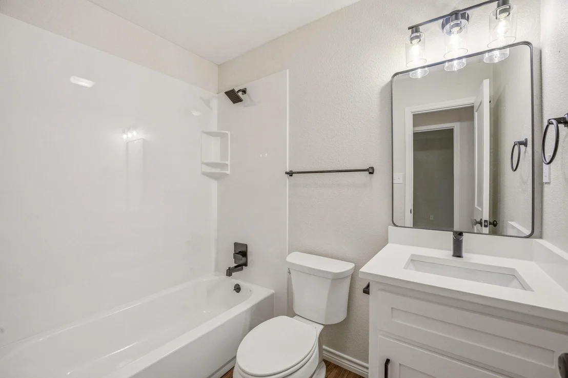 Photo of 1318 Fairway Drive