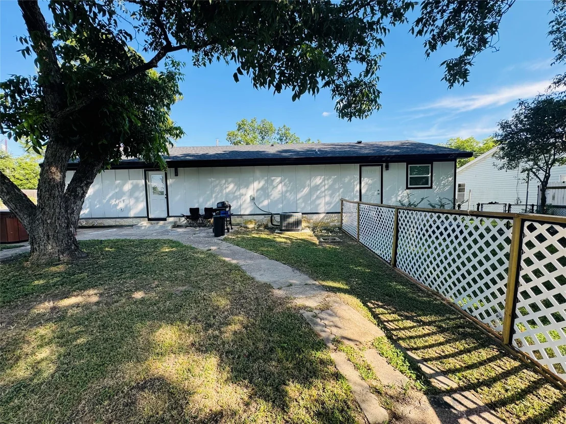Photo of 3830 Colina Lane
