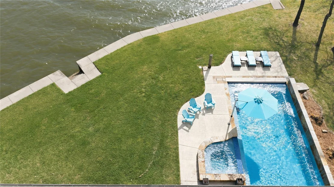 Photo of 1617 Maple Drive