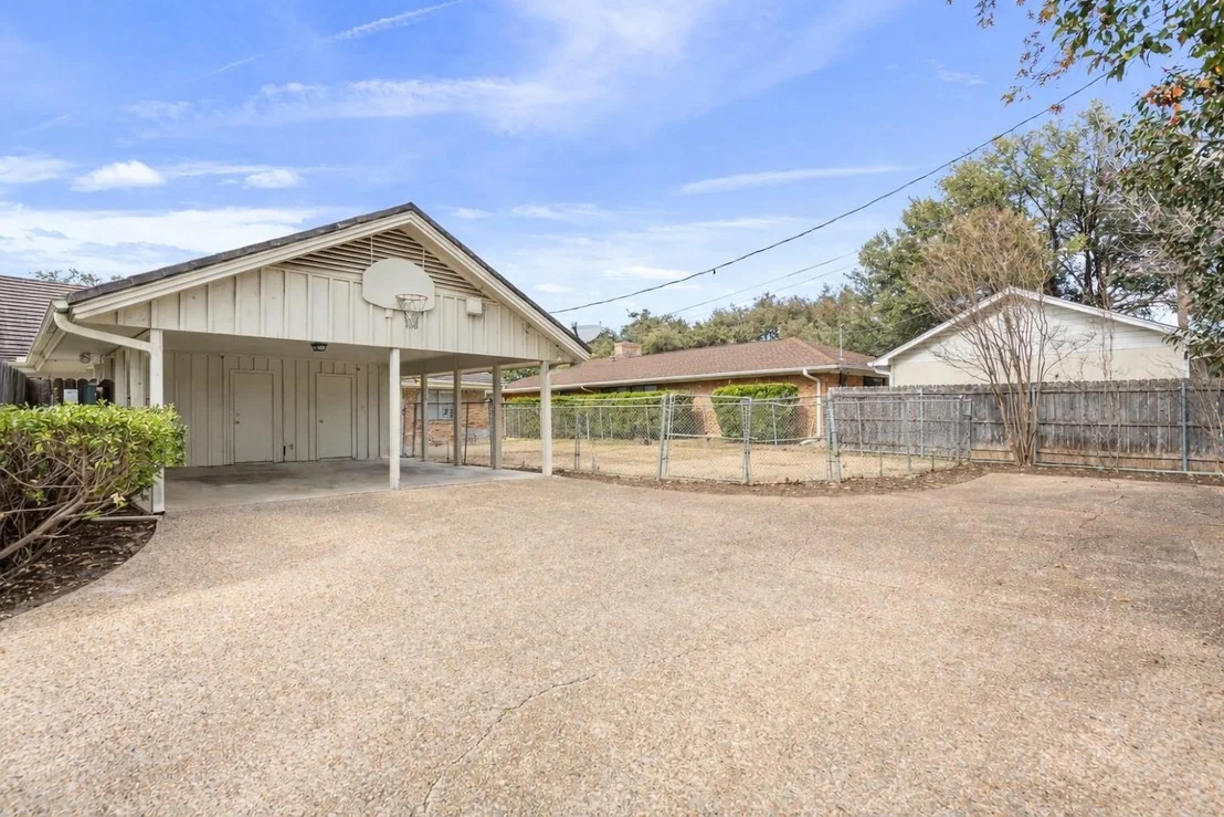 Photo of 5224 Lake Arrowhead Drive