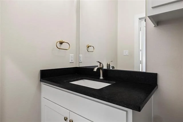 Photo of 118 Sides Boulevard