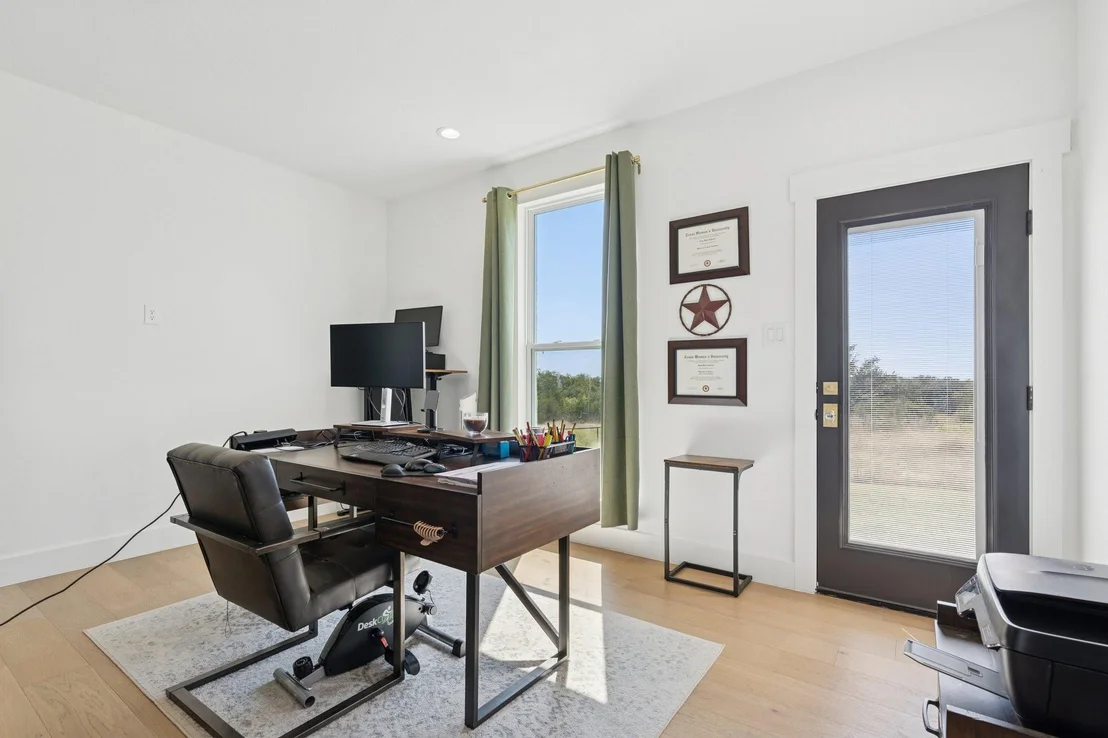 Photo of 1208 Eagles Bluff Drive