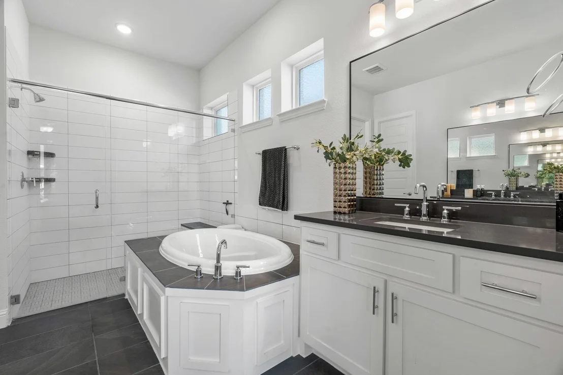 Photo of 4733 Valley Peak