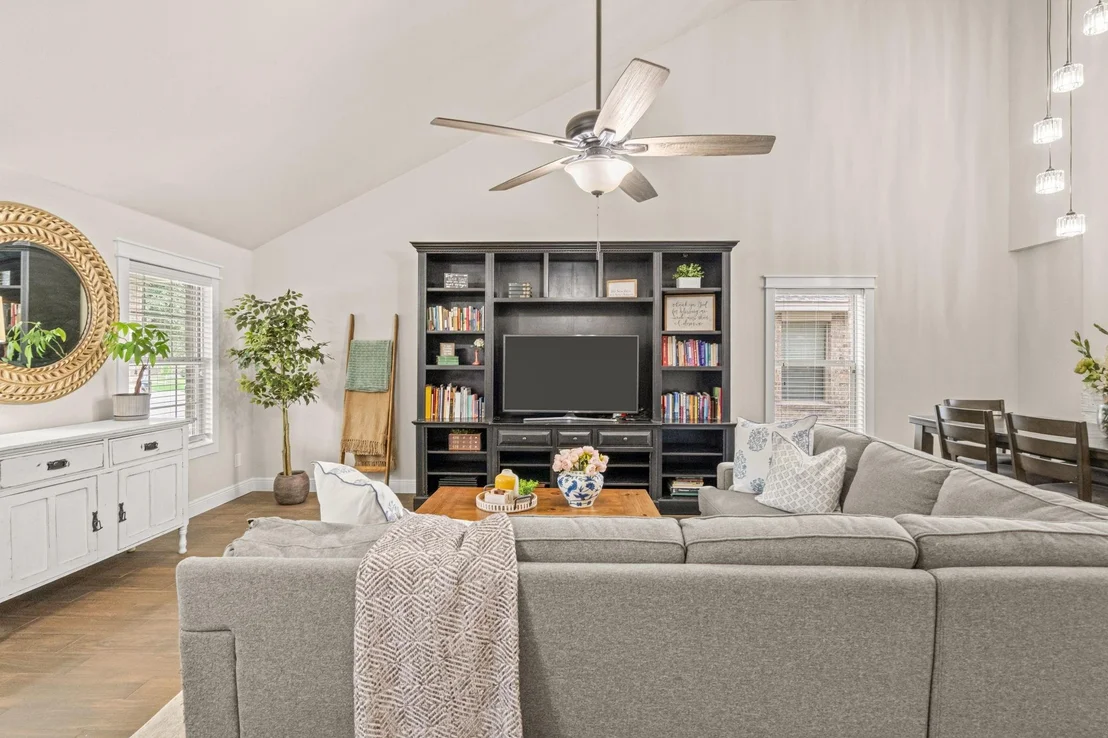 Photo of 433 Andalusian Trail