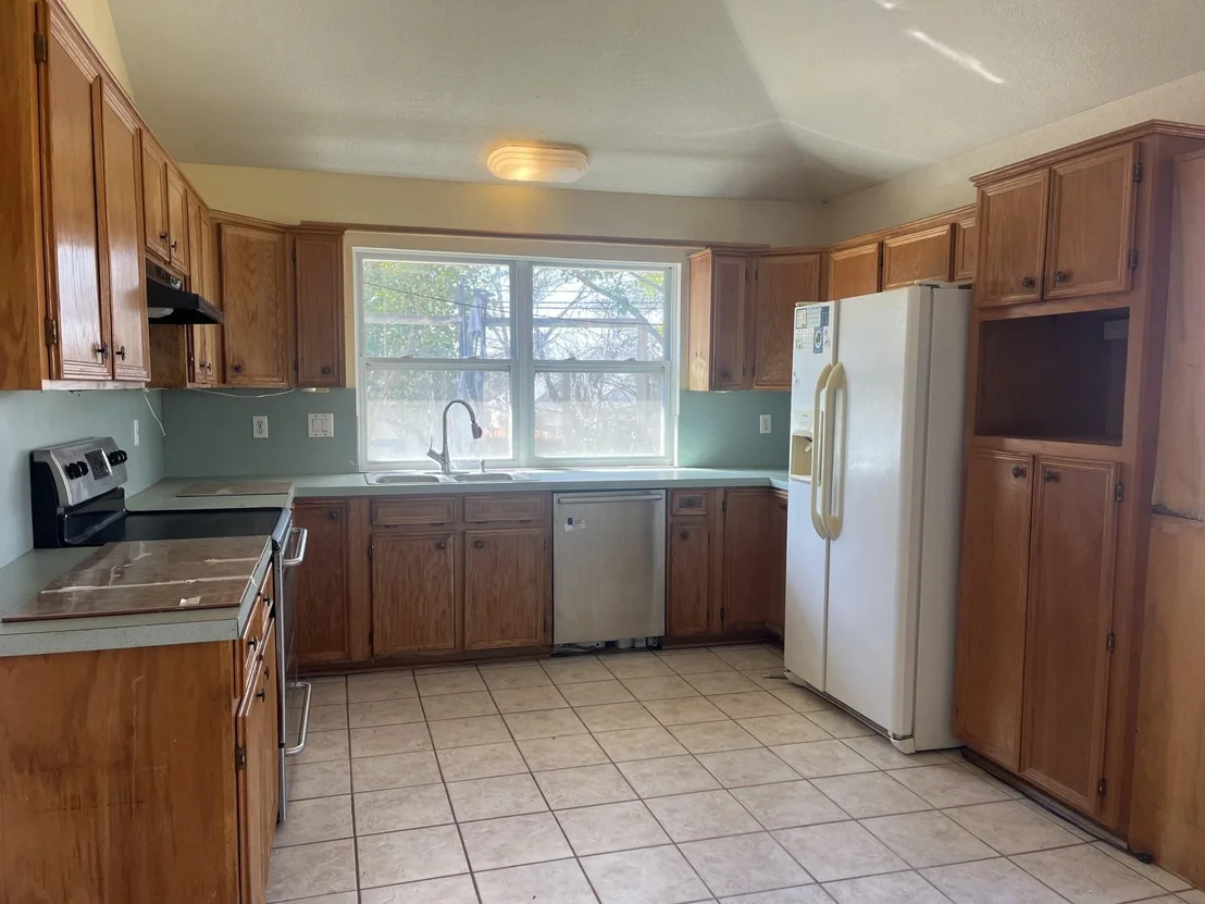 Photo of 3908 Lakecliff Drive