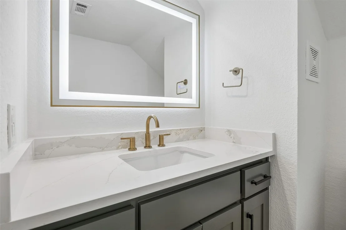 Photo of 2401 Chimney Hill Drive