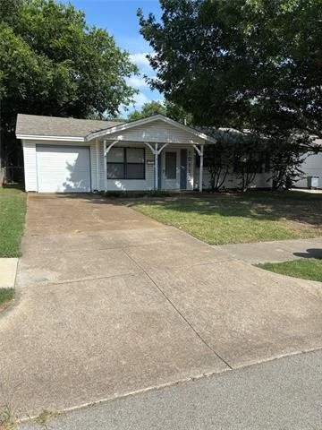 Photo of 1012 Harris Drive