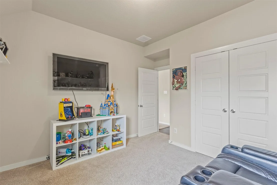 Photo of 1300 Lawnview Drive