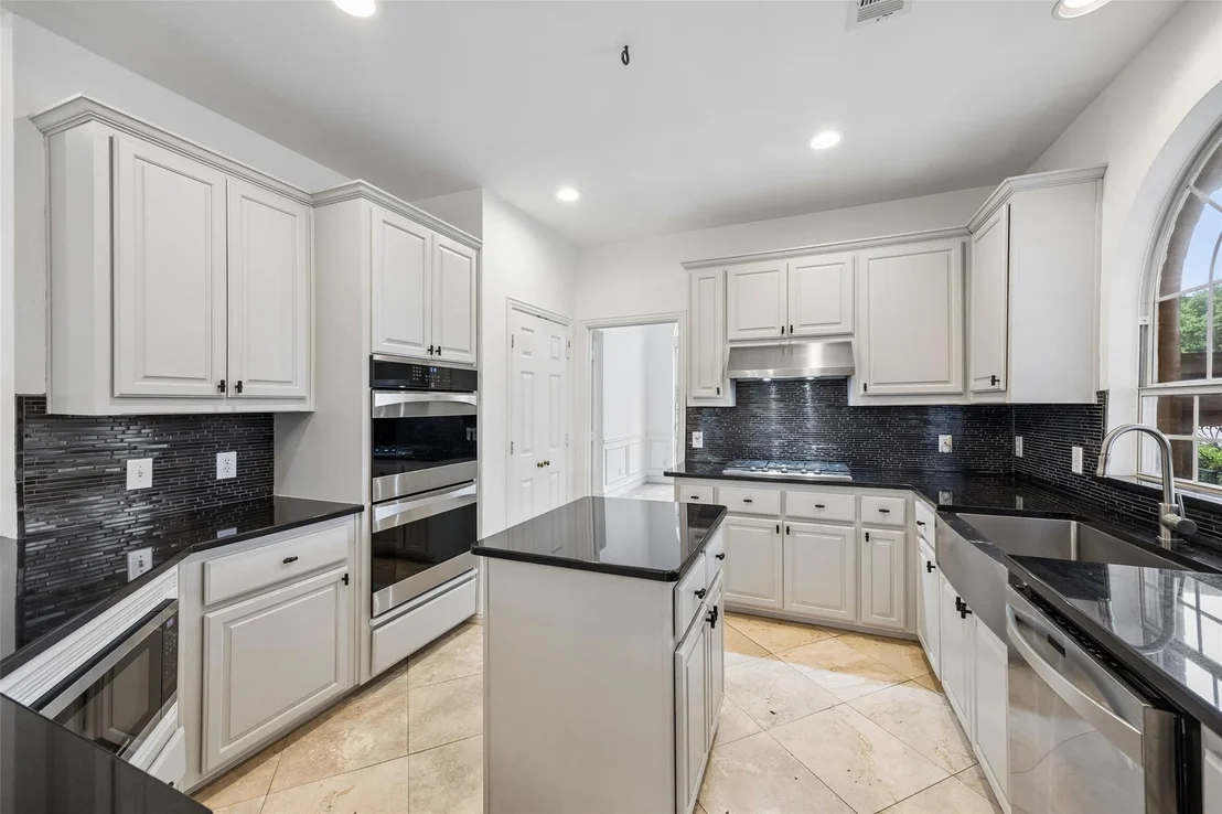 Photo of 2701 Oates Drive