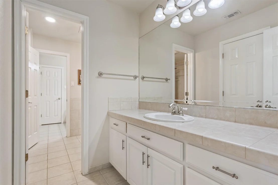 Photo of 319 Winding Creek Lane