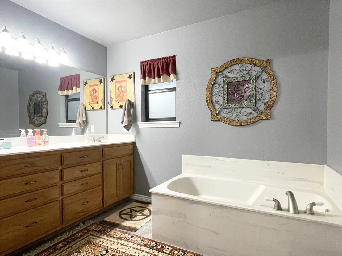 Photo of 634 Maplewood Drive
