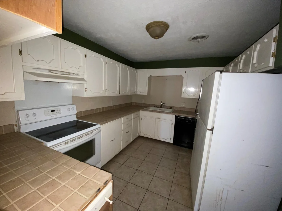 Photo of 21788 Ih 10