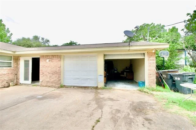 Photo of 6306 Landmark Drive