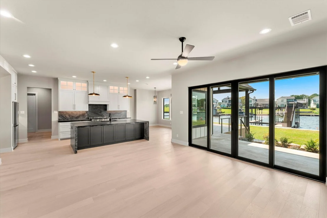 Photo of 2565 Groves Court