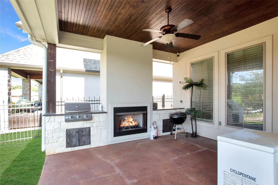 Photo of 745 Esperanza Place