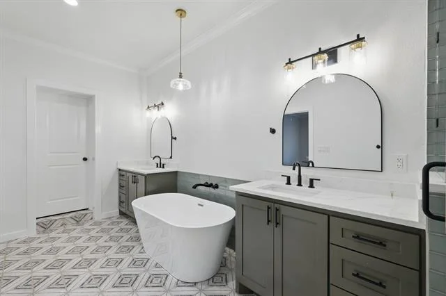Photo of 2446 Neely Trail