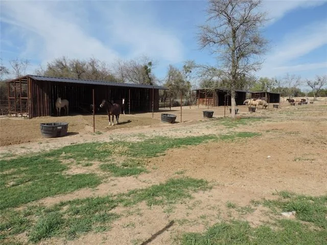 Photo of 1075 County Road 494