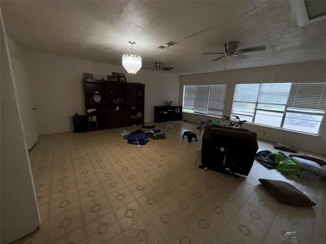 Photo of 120 E Dawn Drive