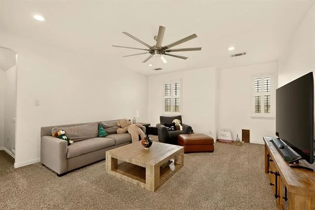 Photo of 1107 Devonshire Drive S