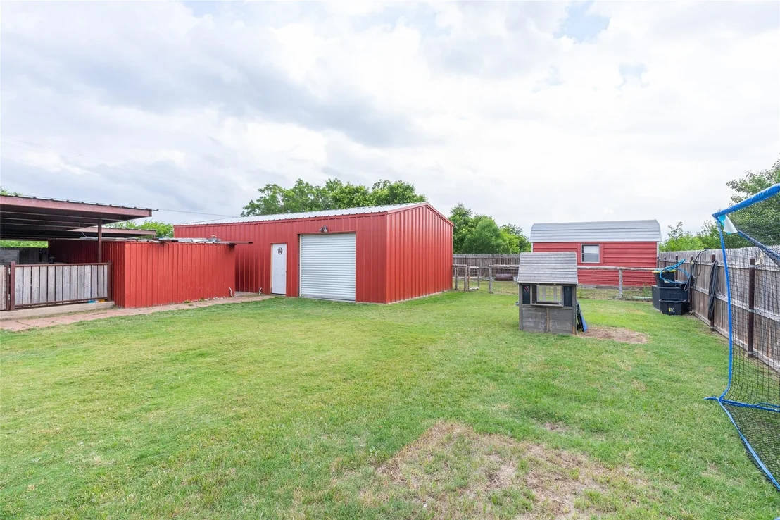 Photo of 102 Scurry Avenue