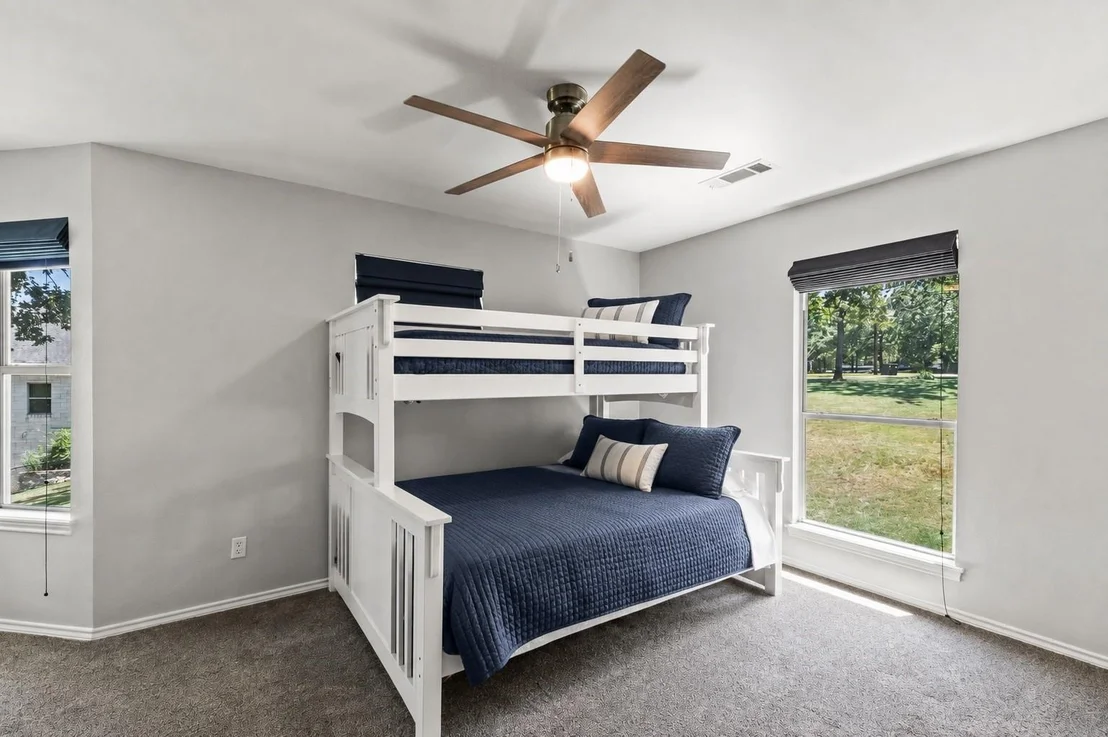 Photo of 5366 Point LaVista