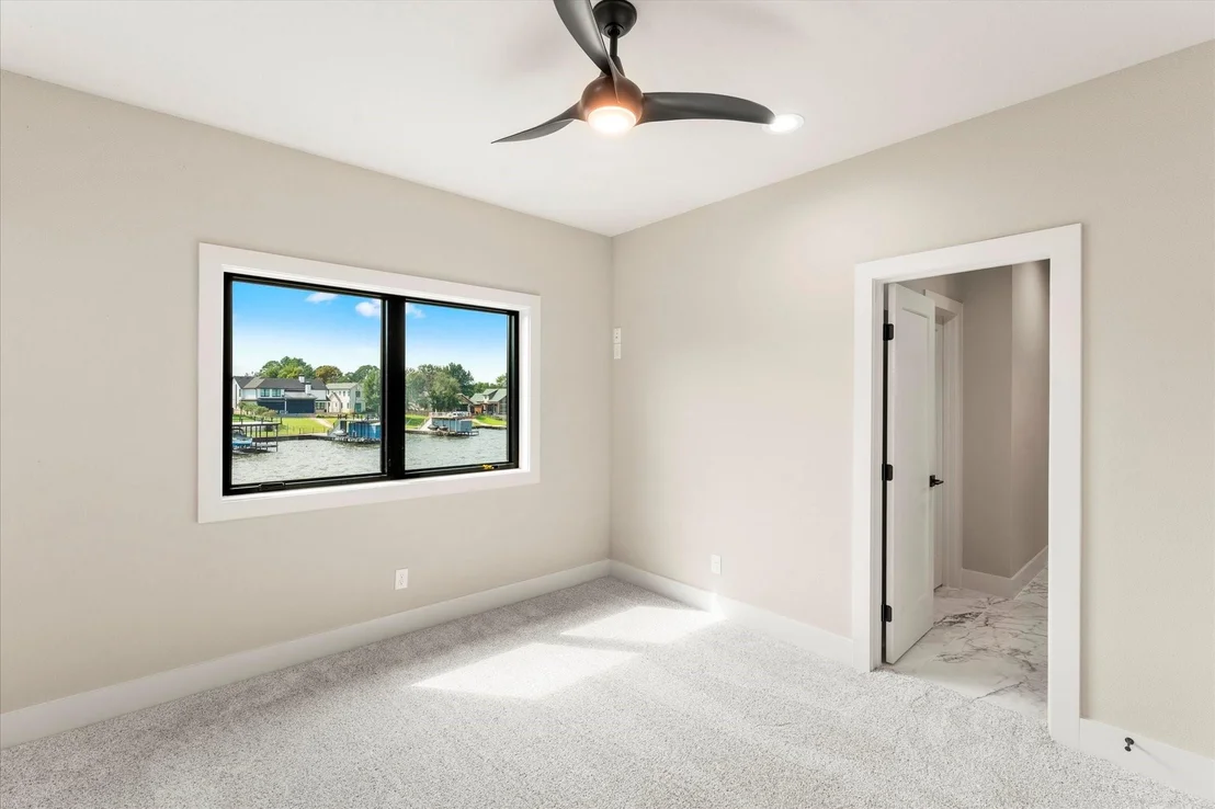 Photo of 2565 Groves Court