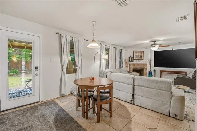 Photo of 16617 Woodside Drive