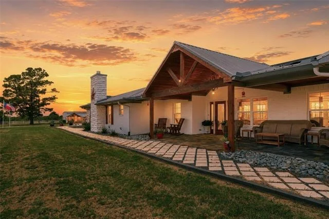 Photo of 608 Bush Drive