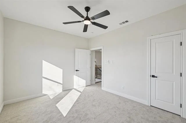 Photo of 1704 Highland Drive W