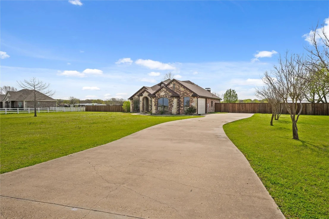 Photo of 7754 County Road 275