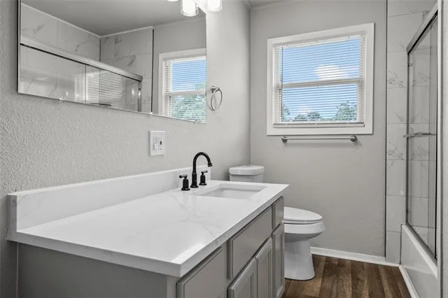 Photo of 3718 Kendall Lane