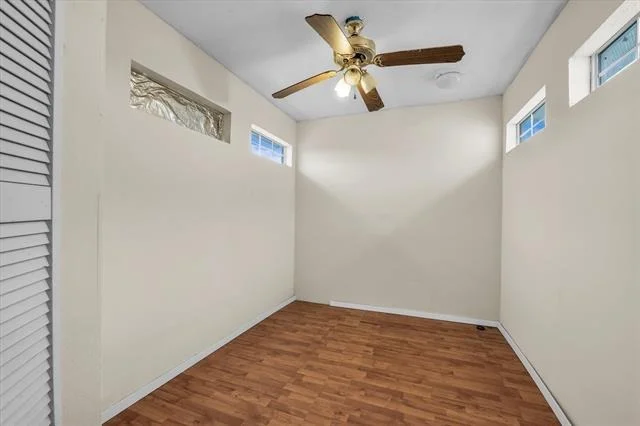 Photo of 12912 Spring Valley Road