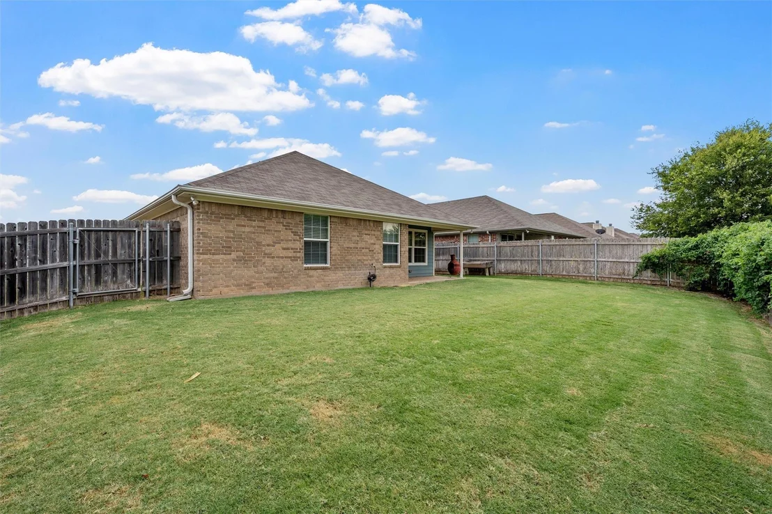 Photo of 905 Heston Circle
