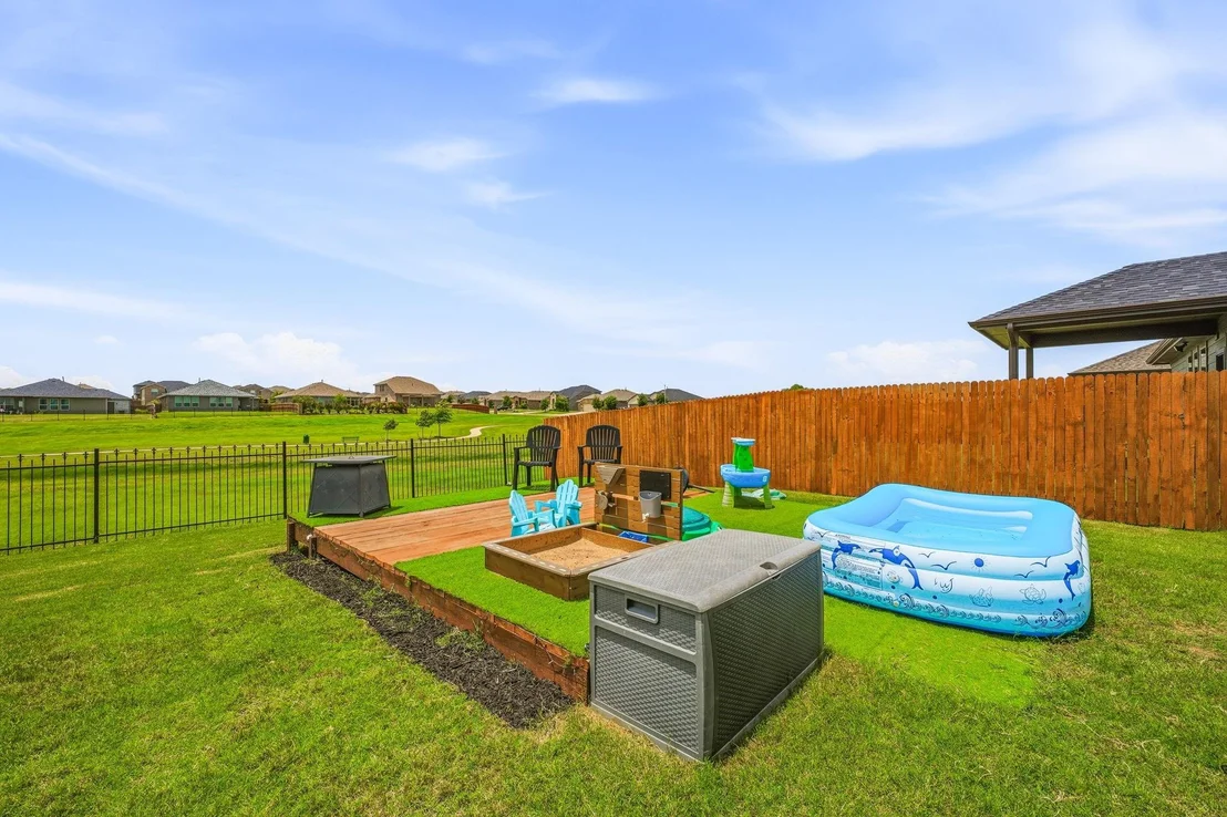 Photo of 1106 Burlingame Drive
