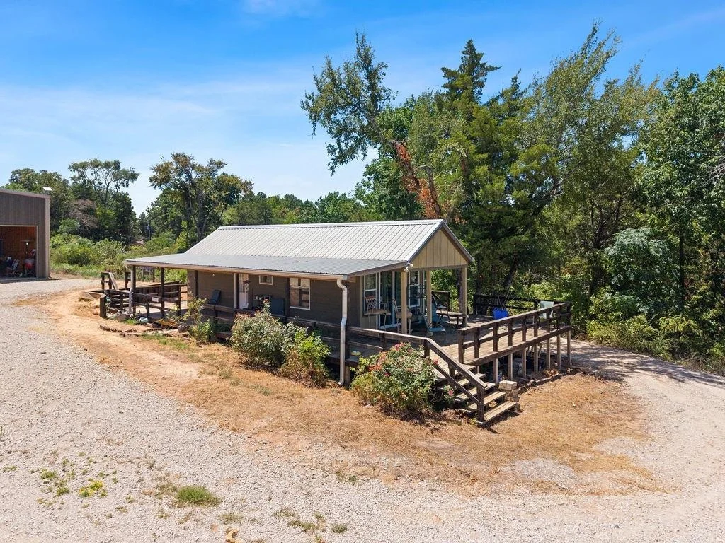 Photo of 551 County Road 4203