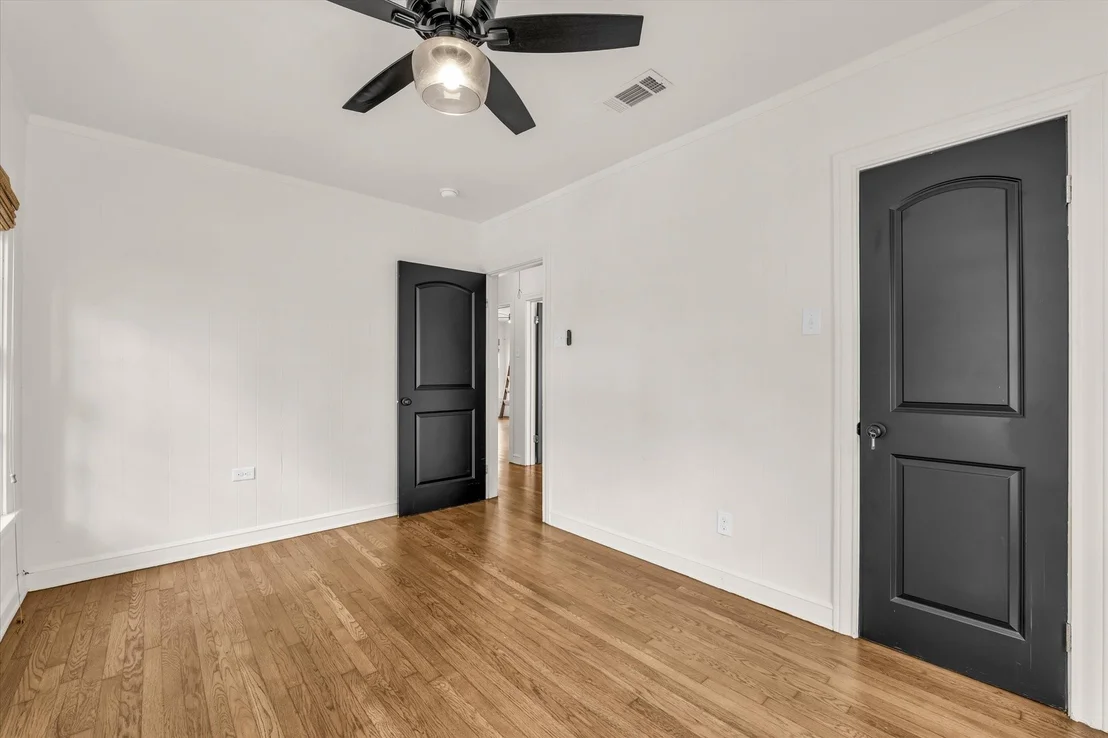 Photo of 2601 Columbus Avenue