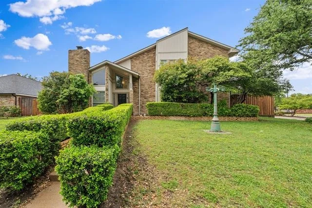 Photo of 900 Mount Vernon Drive