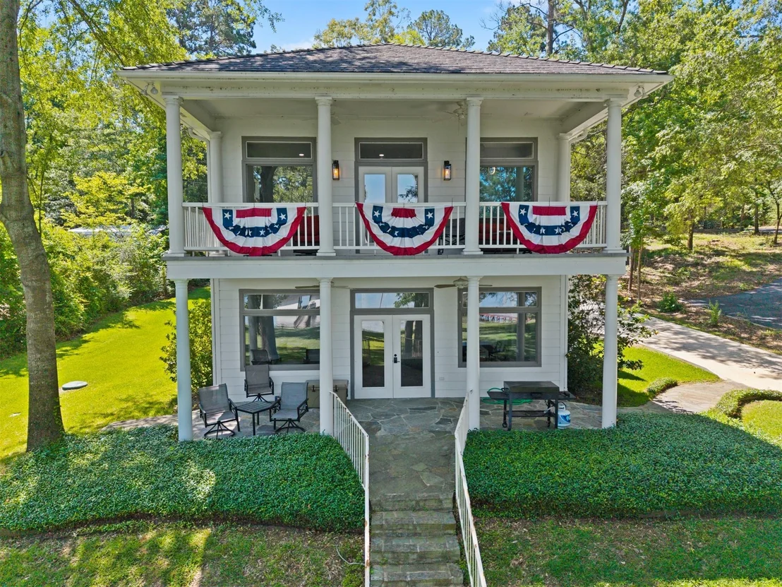 Photo of 18630 Eastside Road